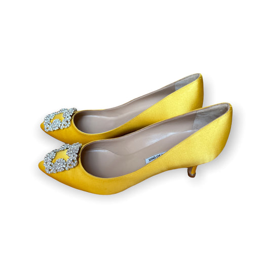 Hanginsi Yellow Satin Pumps - 6.5