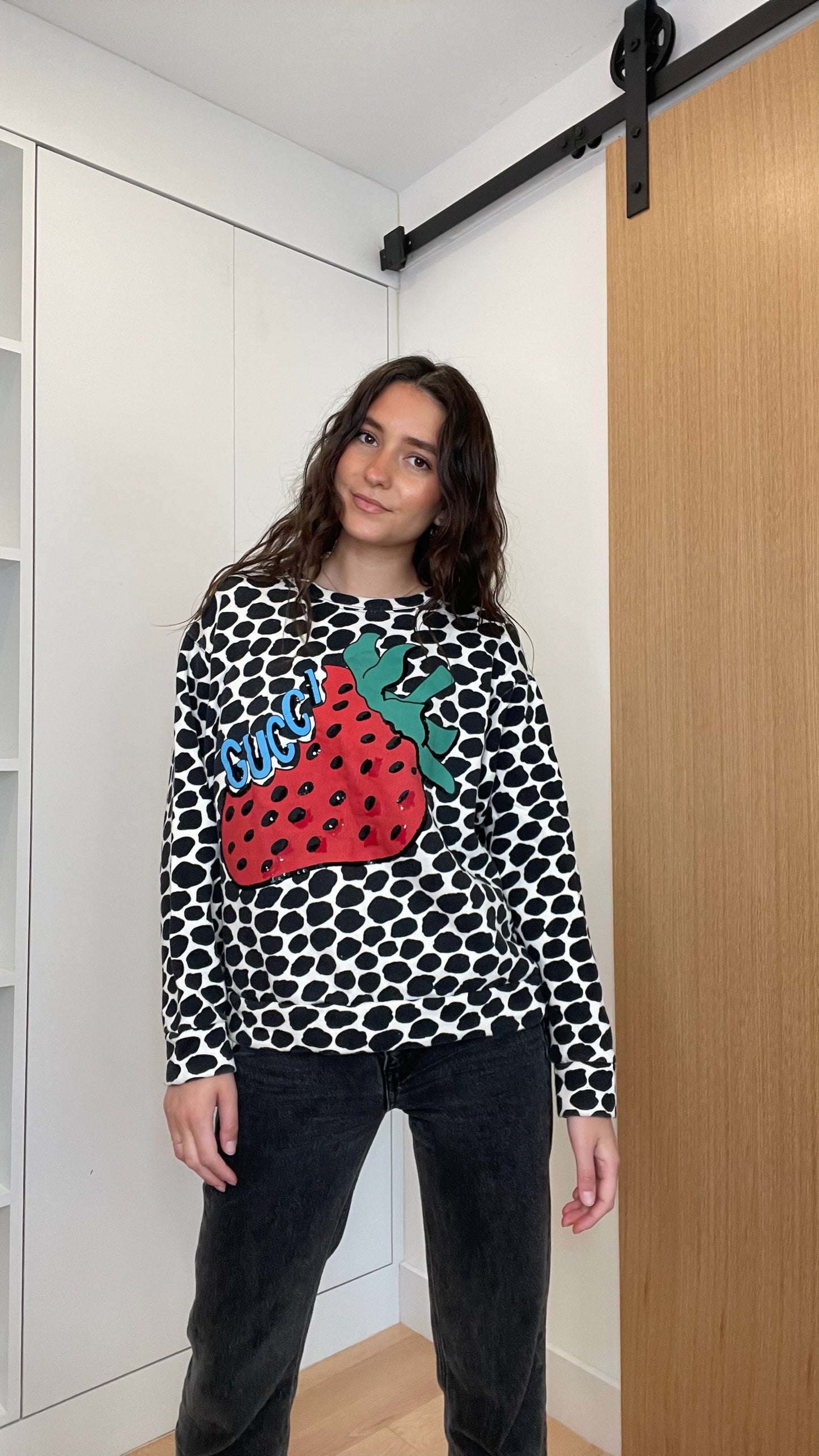 Oversized Logo Sweatshirt - S/L