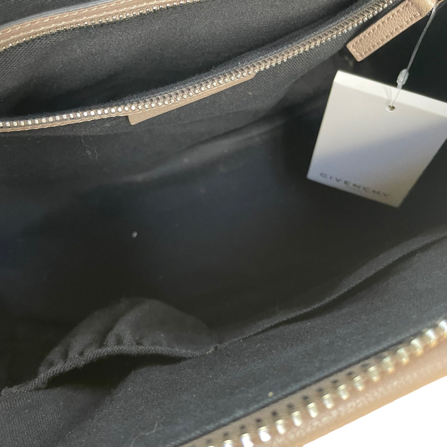 Antigona Tote Bag