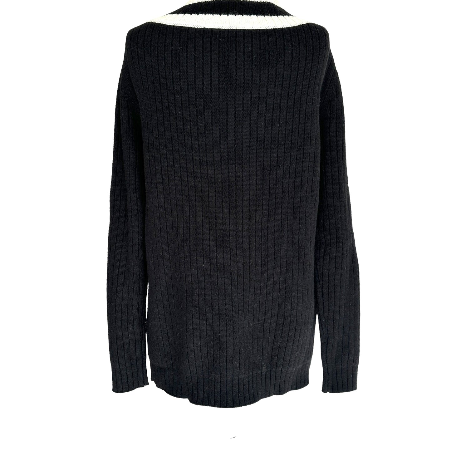Black & White Sweater - S