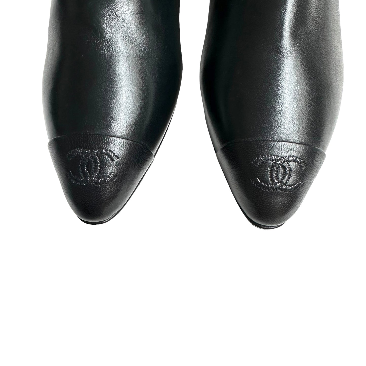 Black Chelsea Logo Boots - 7