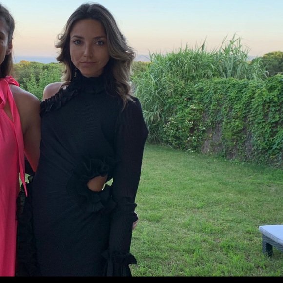 Black Dress - 0